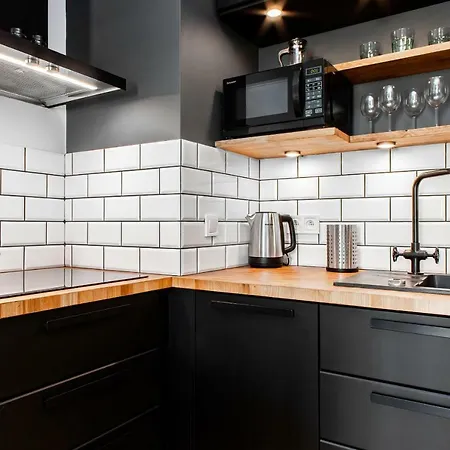 Browary Warszawskie - Krochmalna 58 By Renters Varsovia